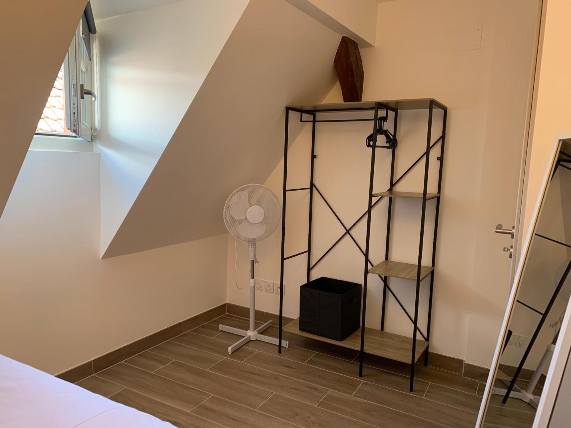 Le Clocher " Sous Les Combles" Parking Gratuit Beblenheim Bagian luar foto